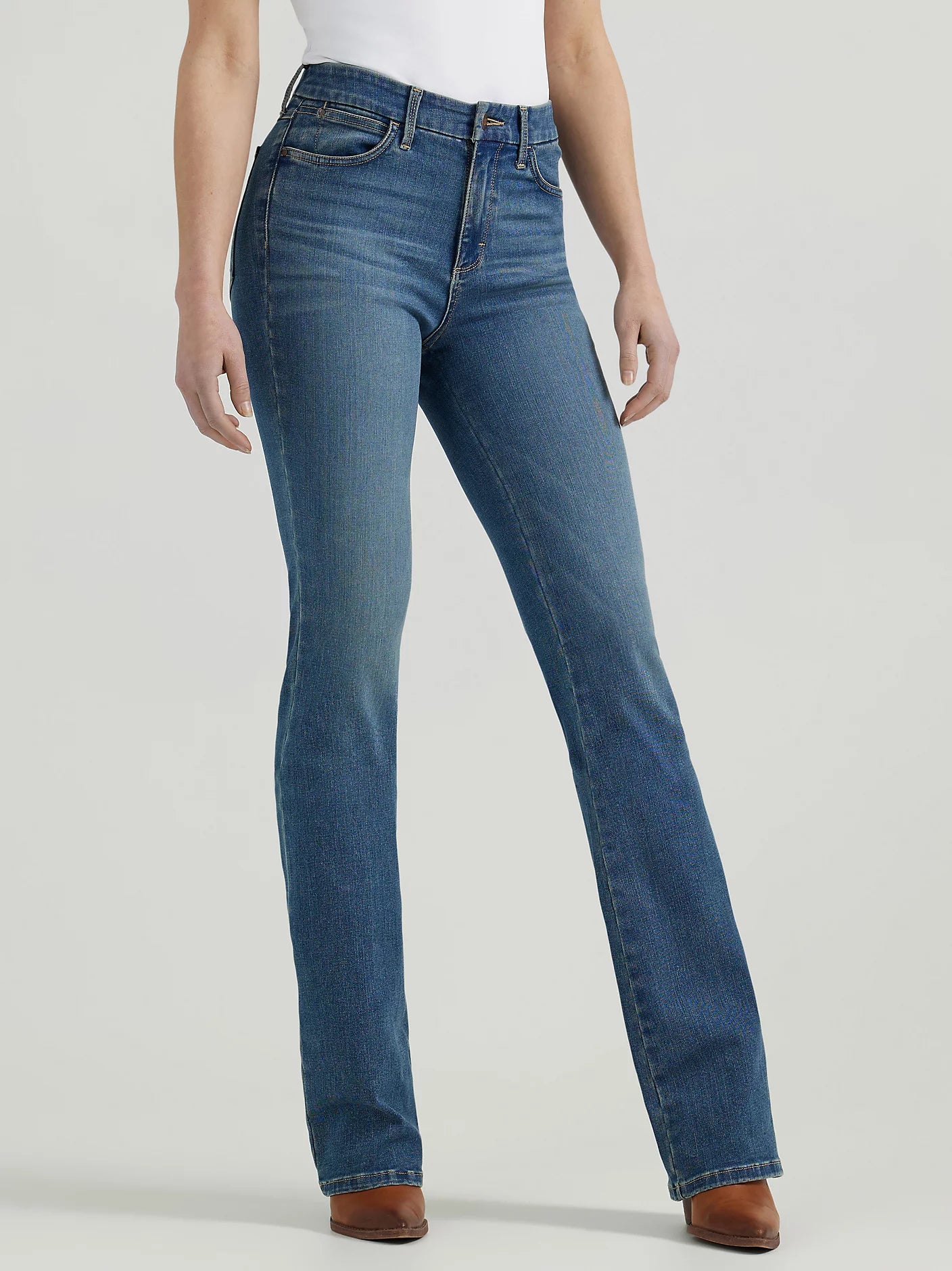 Wrangler Women's Bespoke High Rise Bootcut Jeans