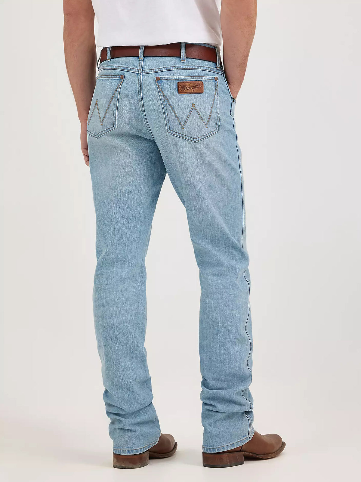 Wrangler Men's Retro Relaxed Fit Bootcut Jean