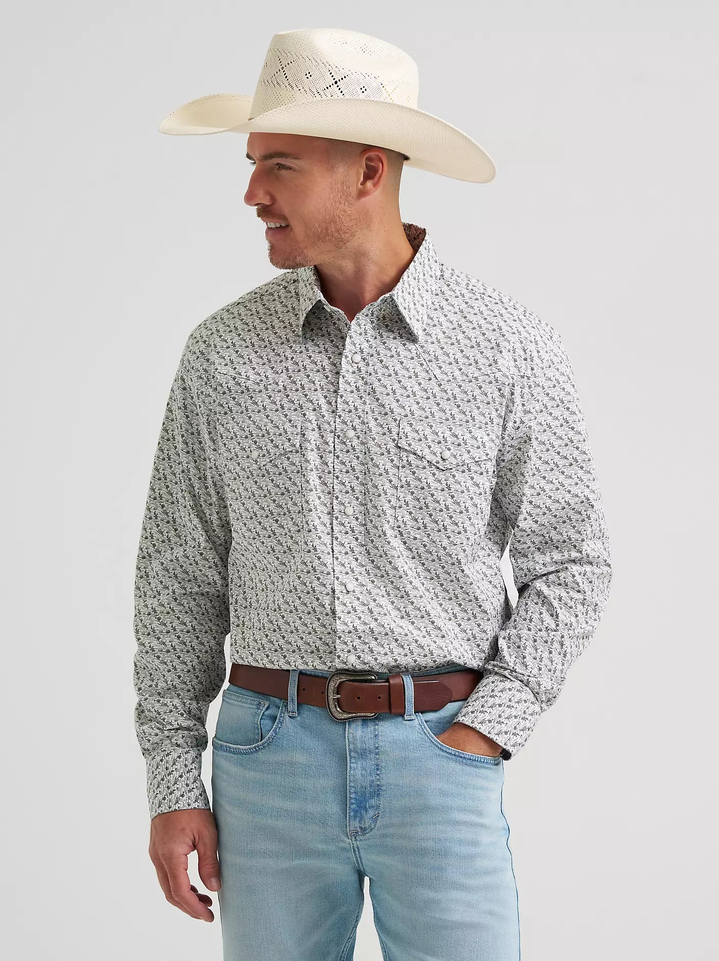 Wrangler Men's 20X Competition Advanced Comfort Long-Sleeve Two Pocket Western Snap Shirt