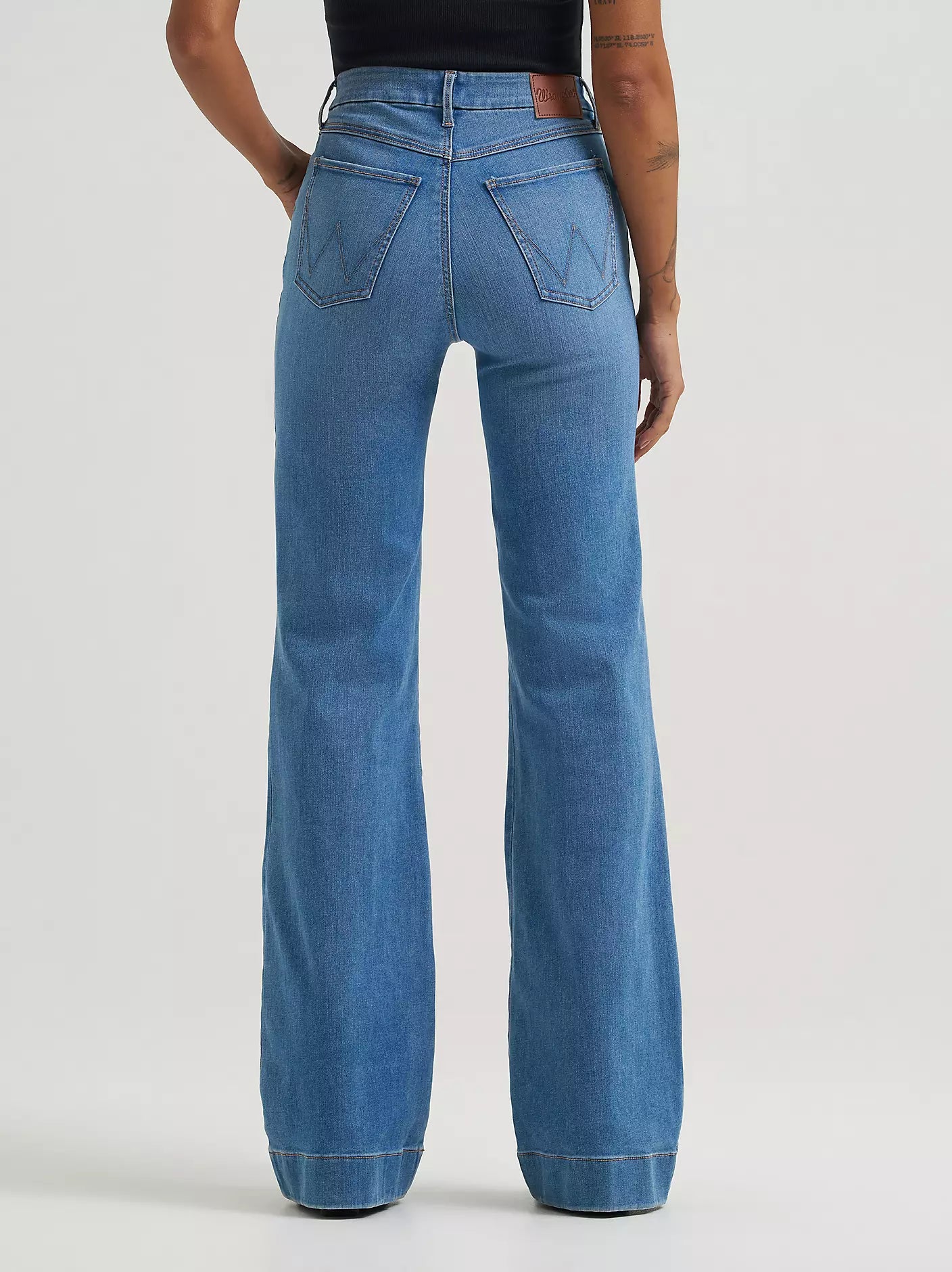 Wrangler Women's Bespoke High Rise Trouser Jean