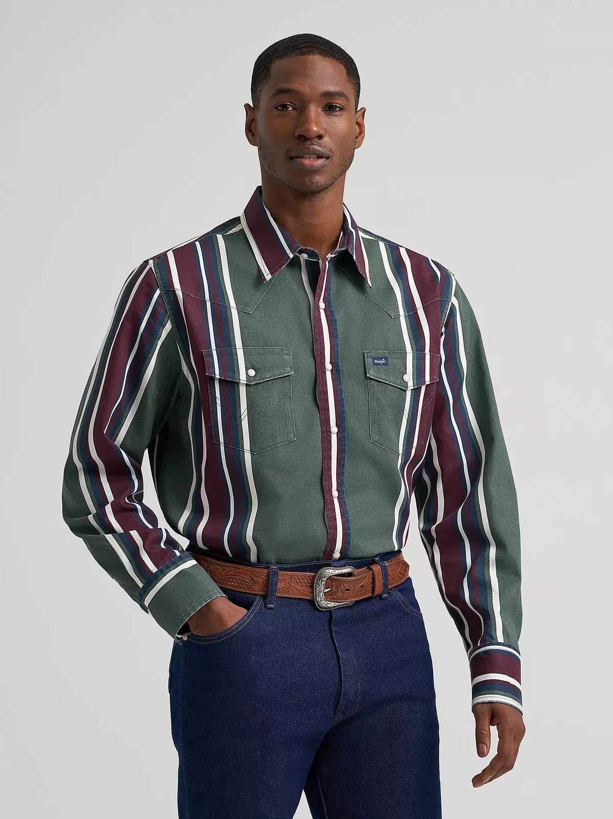 Wrangler Men's Vintage-Inspired Brushpopper Western Snap Work Shirt