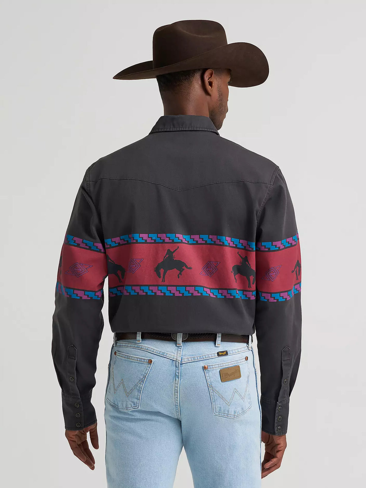 Wrangler Men's Vintage-Inspired Horizon Stripe Western Snap Shirt