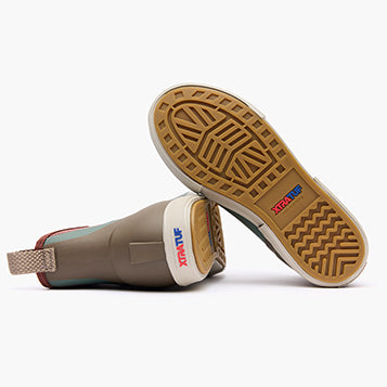 XTRATUF Women's Vintage 6 Inch Ankle Deck Boot