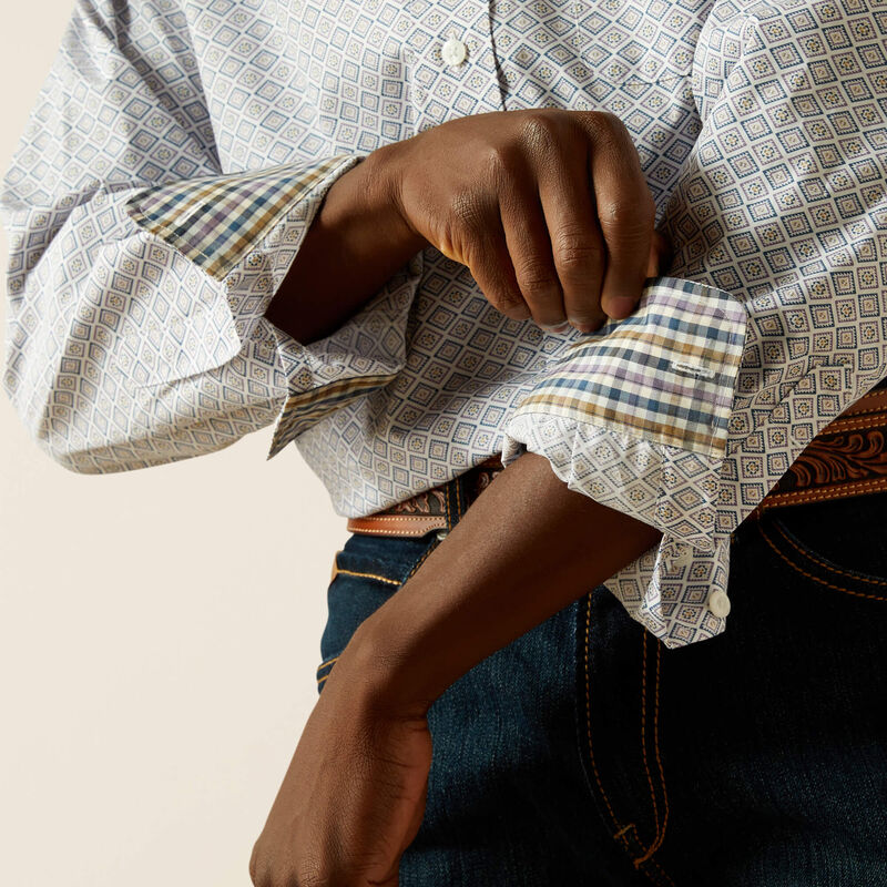 Ariat Men's Wrinkle Free Long-Sleeve Declan Classic Fit Shirt