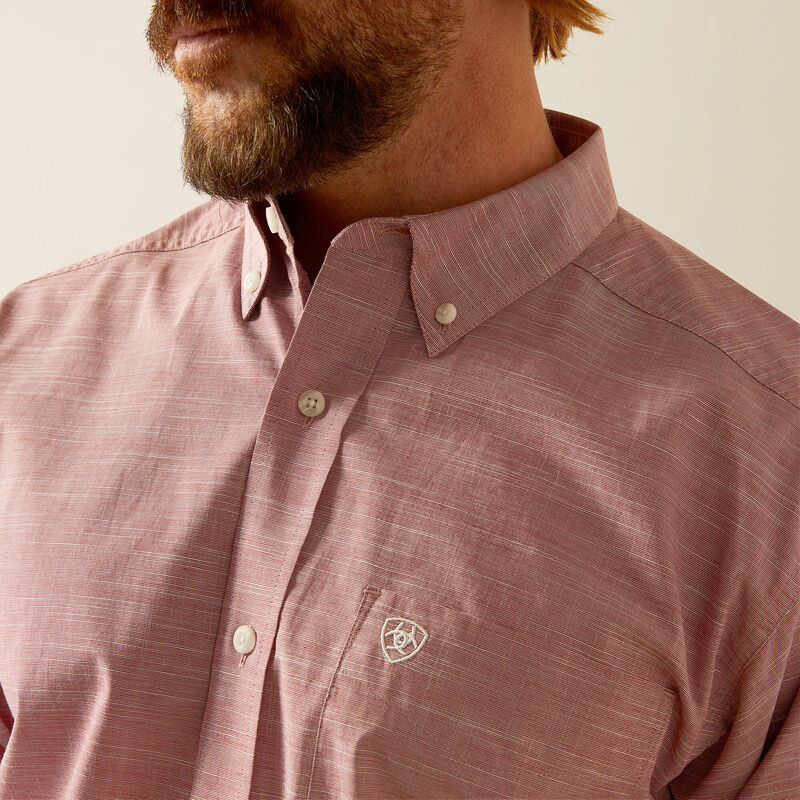 Ariat Men's Solid Slub Long Sleeve Classic Fit Shirt