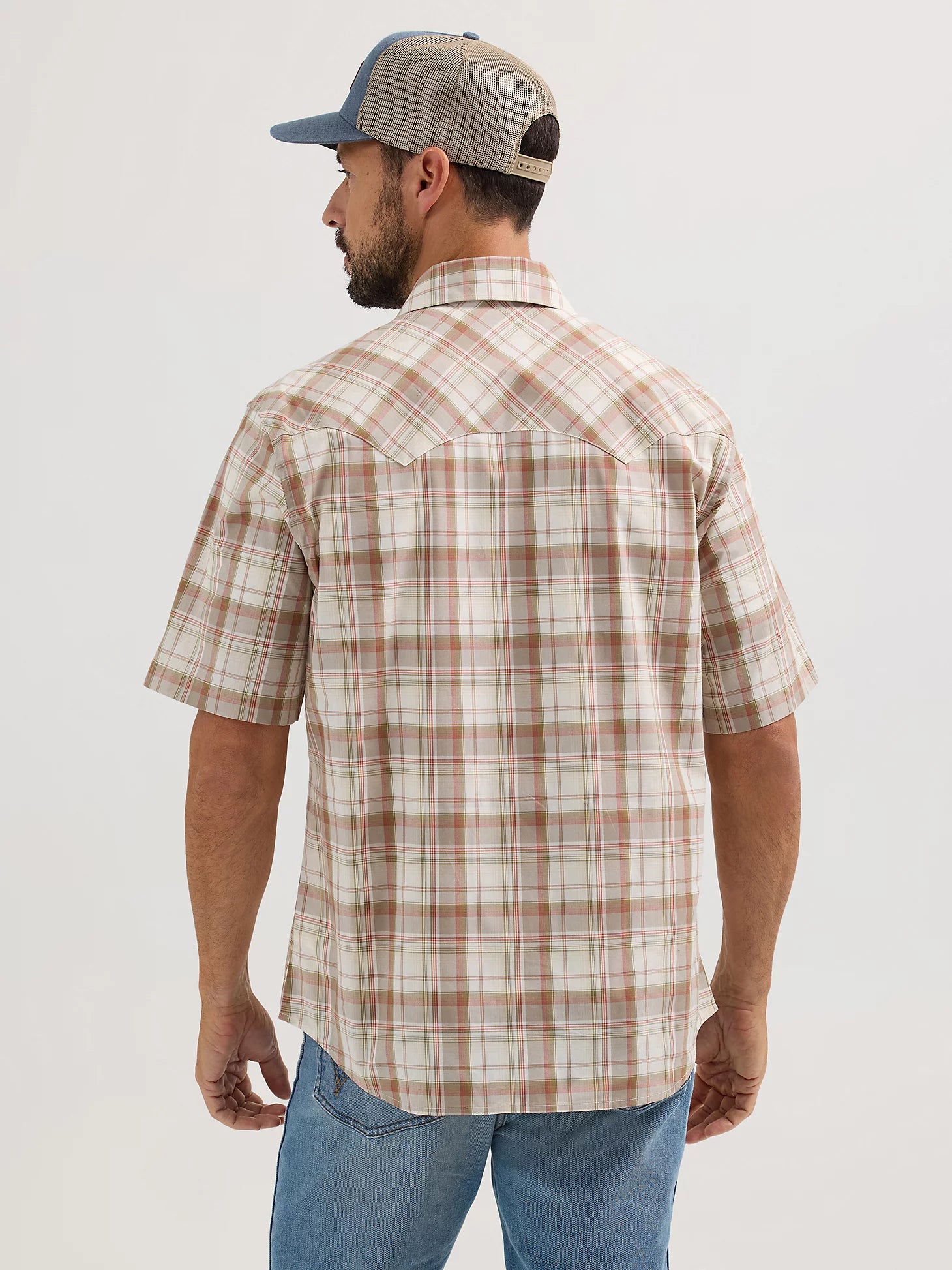 Wrangler Men's Retro Short-Sleeve Sawtooth Pocket Western Snap Shirt
