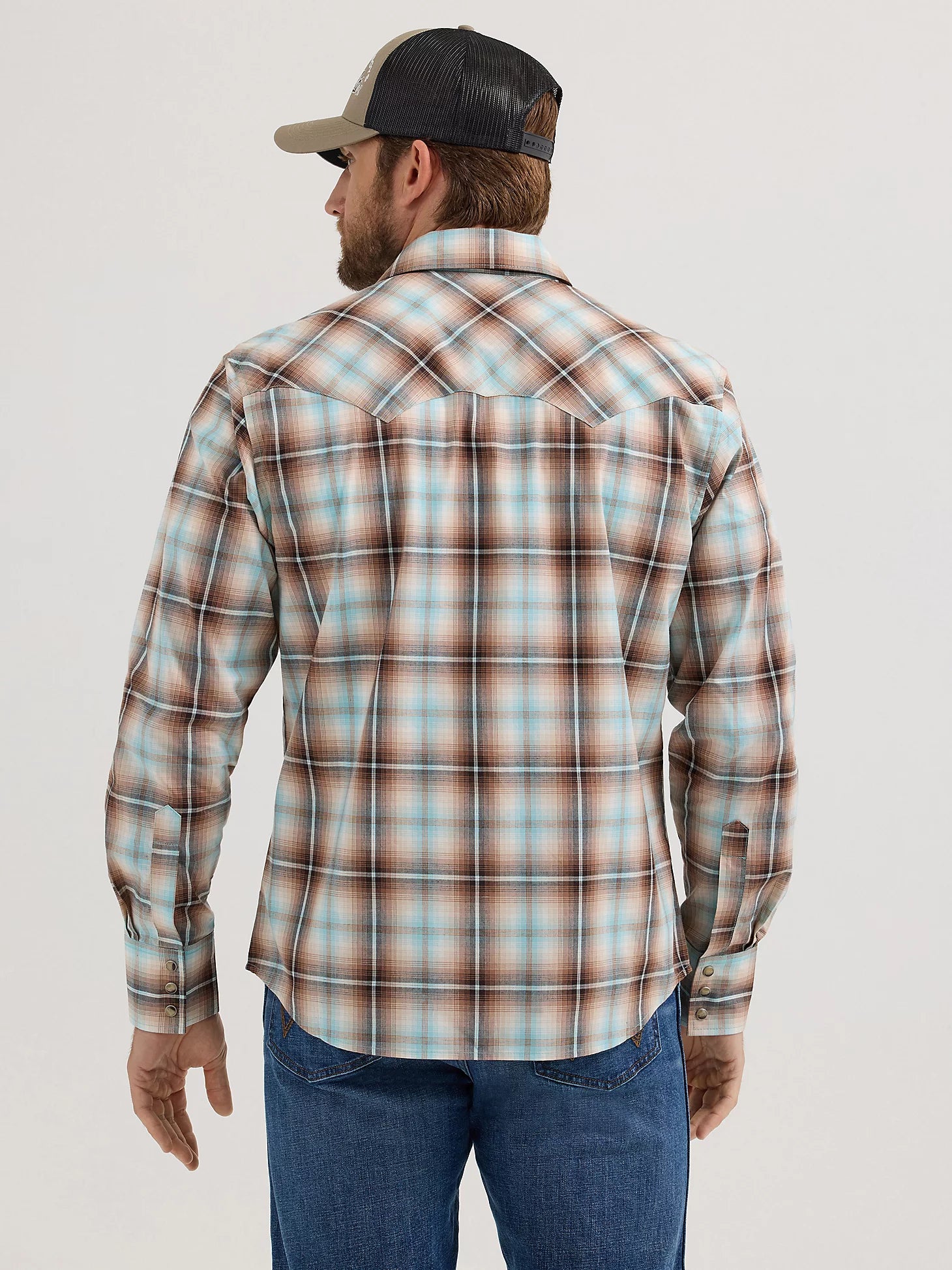 Wrangler Men's Retro Long-Sleeve Sawtooth Snap Pocket Western Shirt