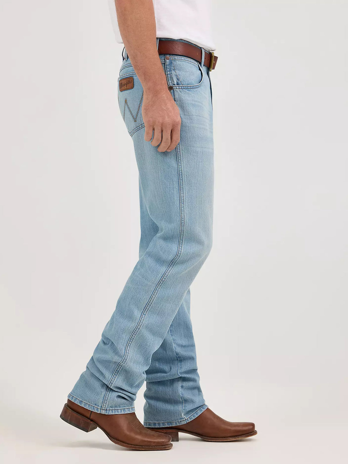 Wrangler Men's Retro Relaxed Fit Bootcut Jean