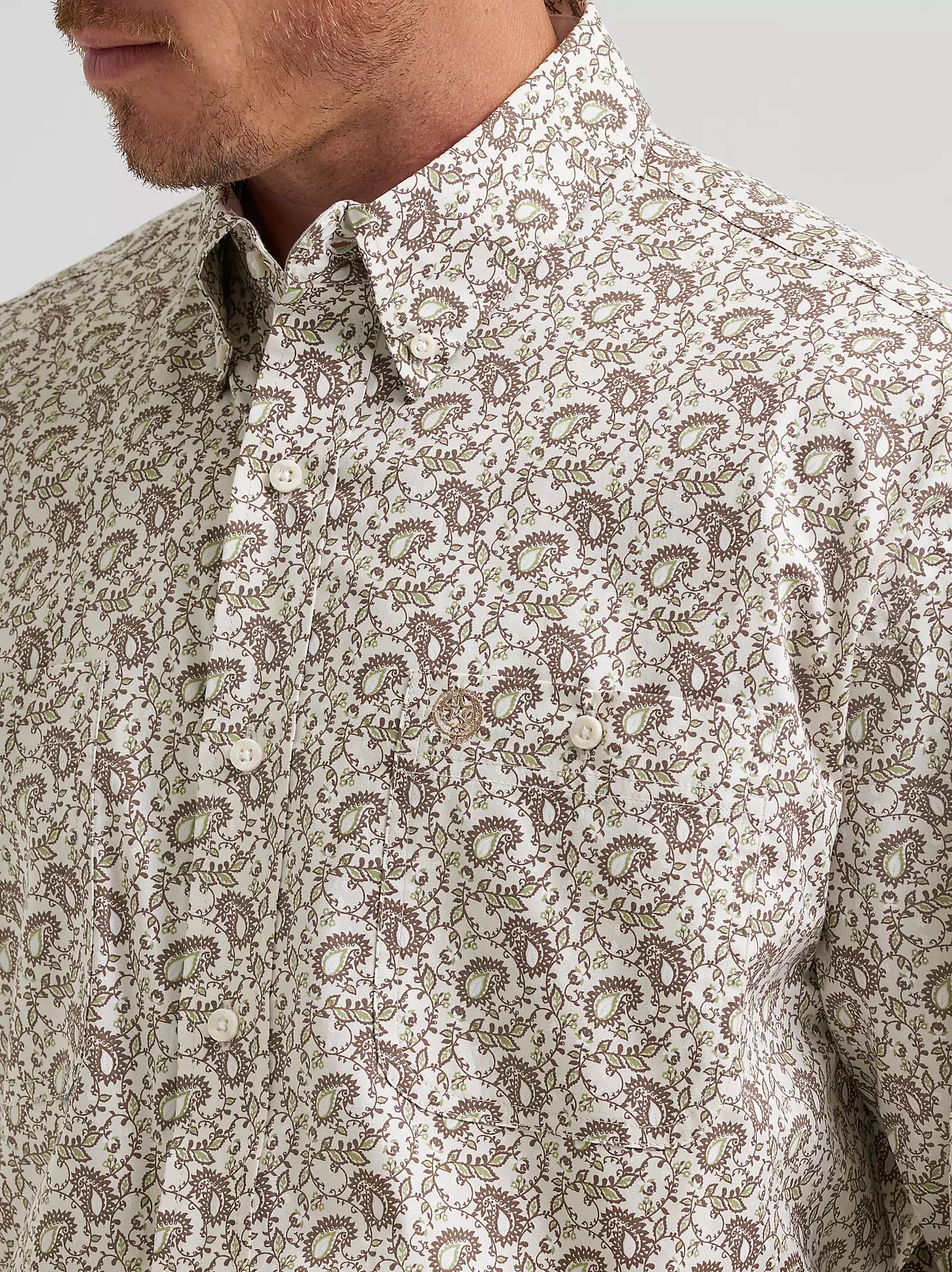 Wrangler Men's George Strait Long-Sleeve Button Down Two Pocket Shirt