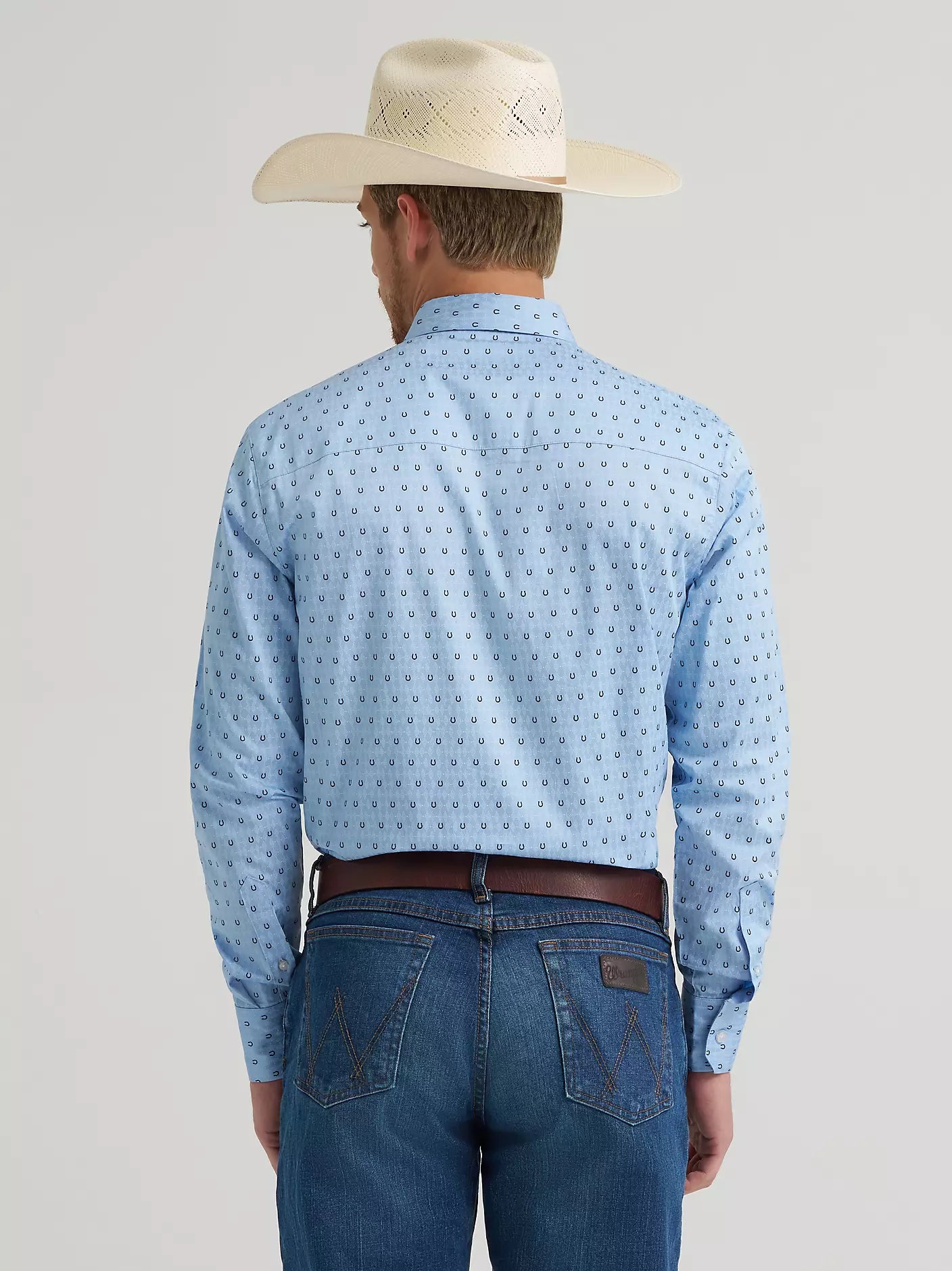 Wrangler Men's Cody Johnson One Pocket Button Down Long-Sleeve Shirt