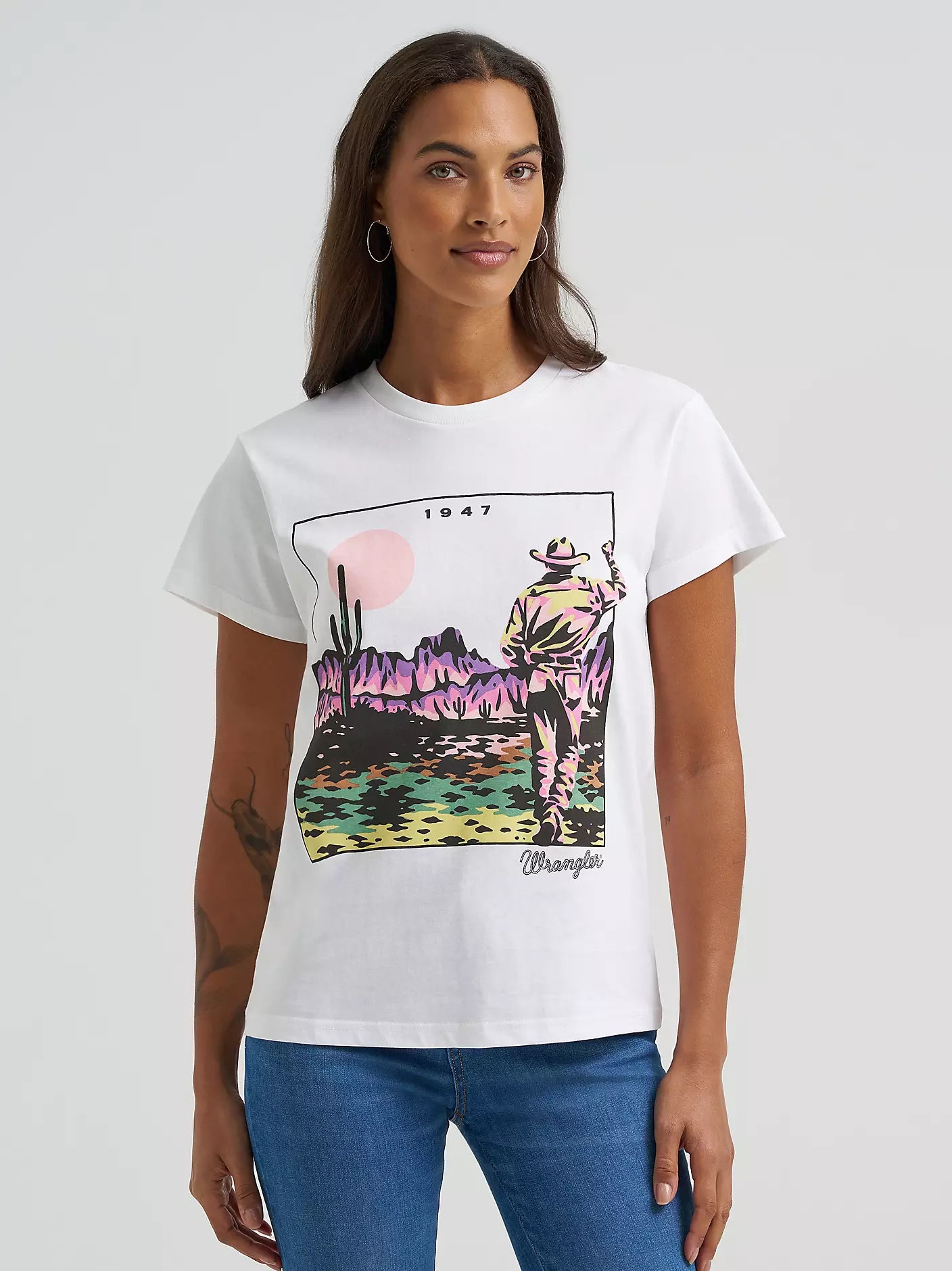 Wrangler Women's Desert Vista Retro Regular Fit Tee
