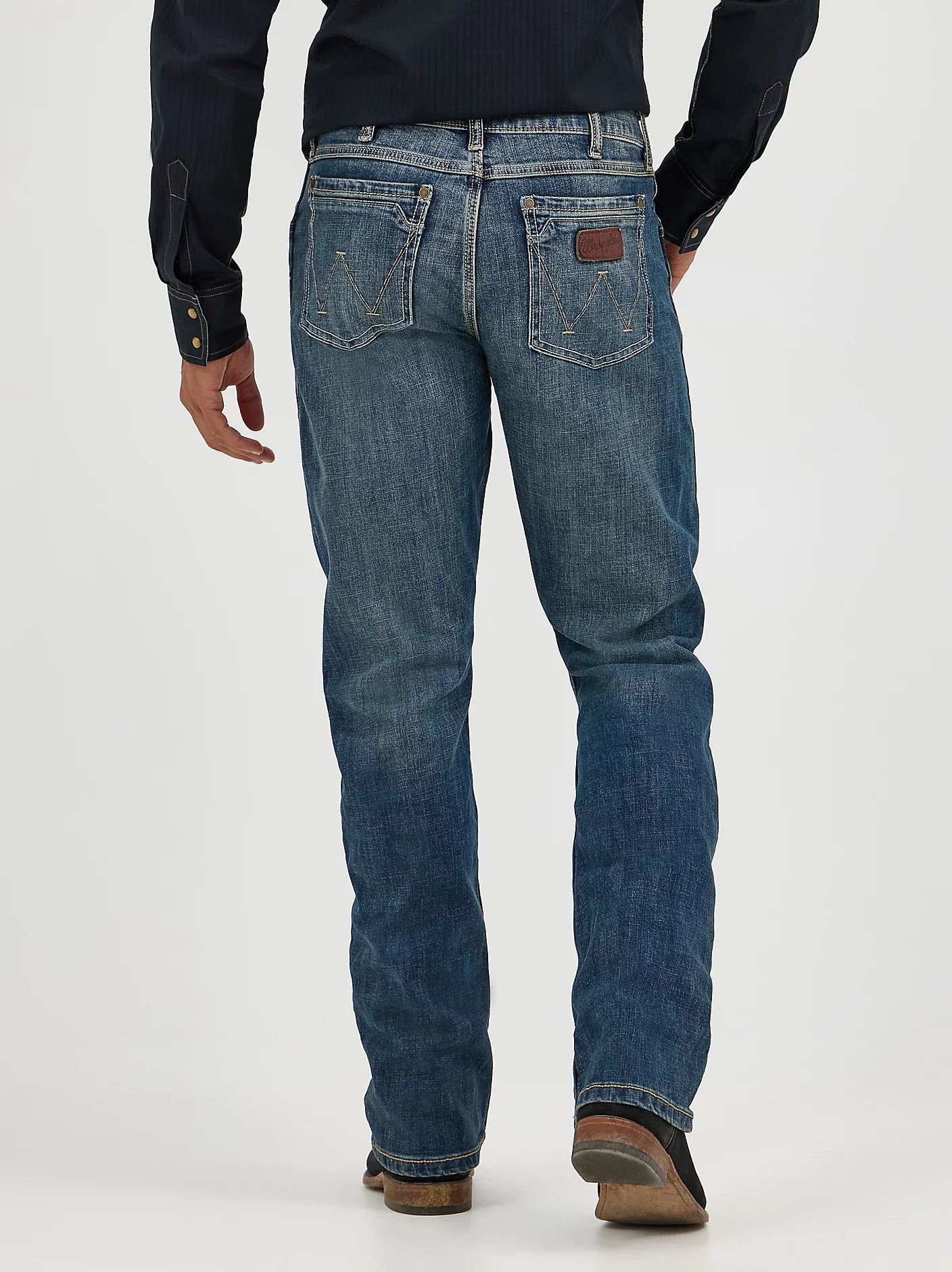 Wrangler Men's Retro Slim Fit Bootcut Jeans
