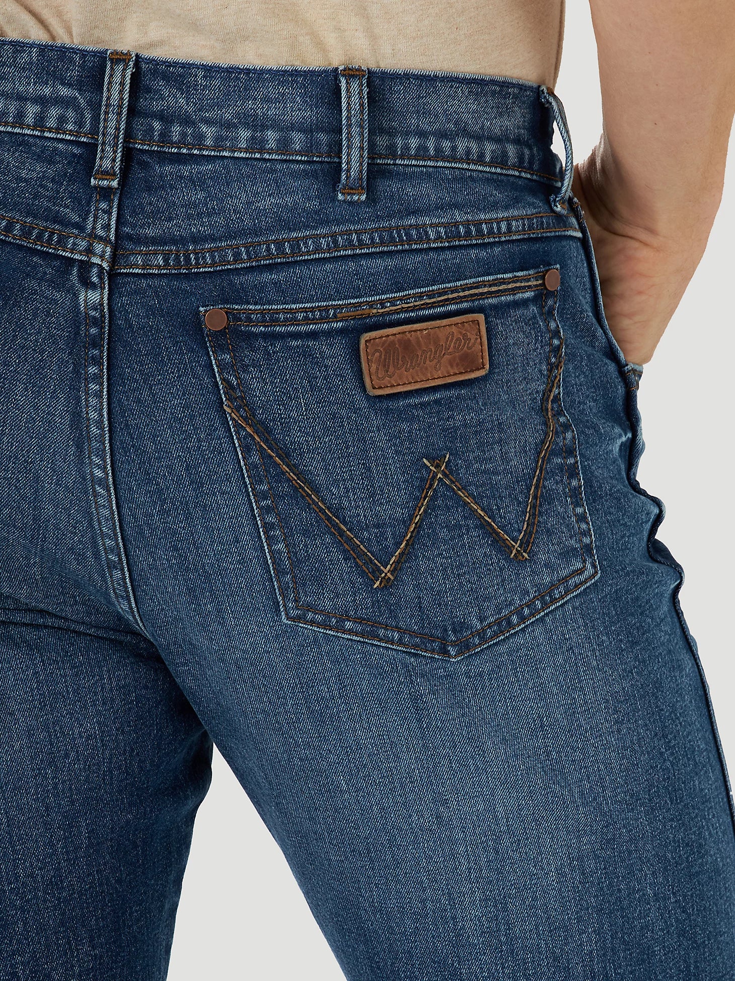 Wrangler Men's Retro Slim-Fit Bootcut Jeans
