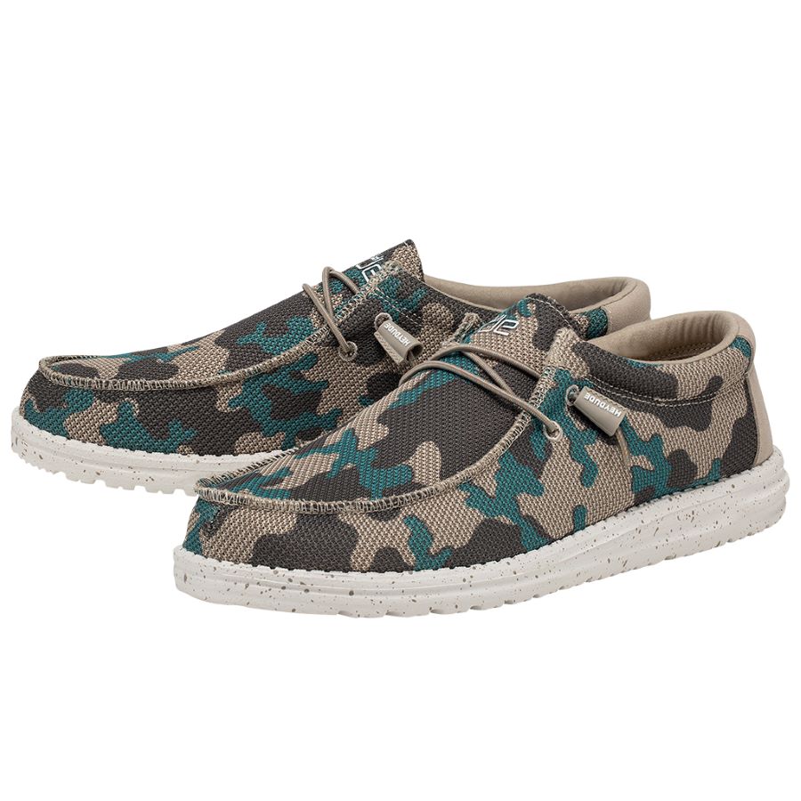 Hey Dude Wally Sox Blend Camo. Mens Casual Shoe.